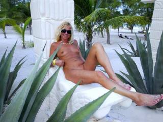 Beach Fucking Jamaica - Come see the best nude beach amateur sex